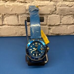 Invicta Blue and Gold Women's Pro Diver Watch